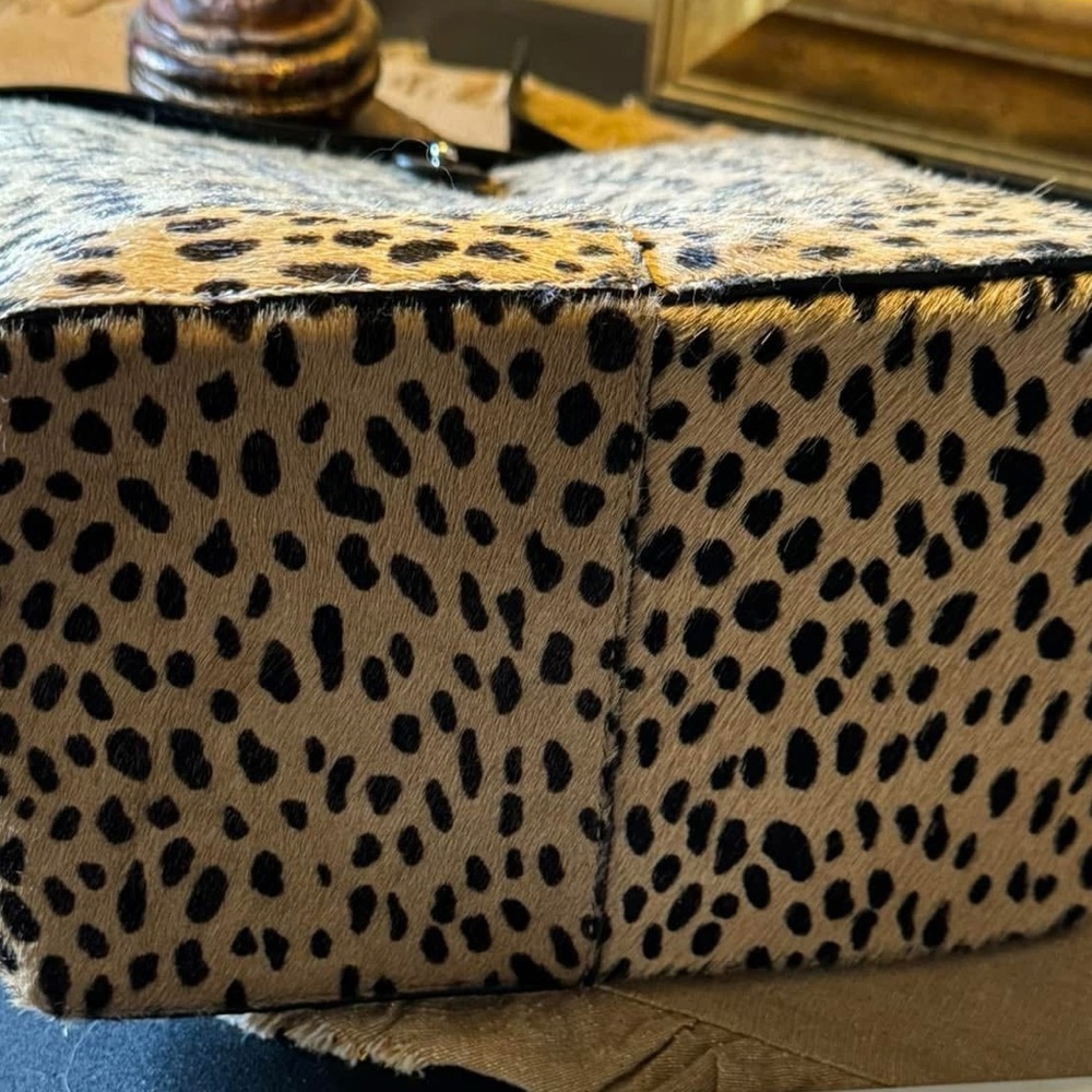Jenni Kayne Mini Bucket Leopard Bag - Picture 3 of 4